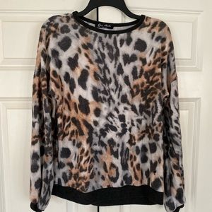 Rae Mode very soft animal print crewneck sweatshirt
